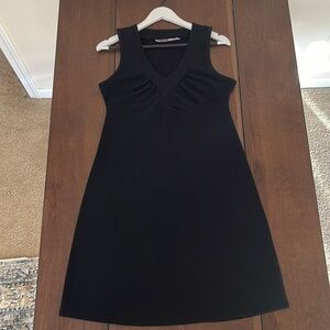 ATHLETA Organic Cotton Sleeveless V Neck Dress Sz. MD.